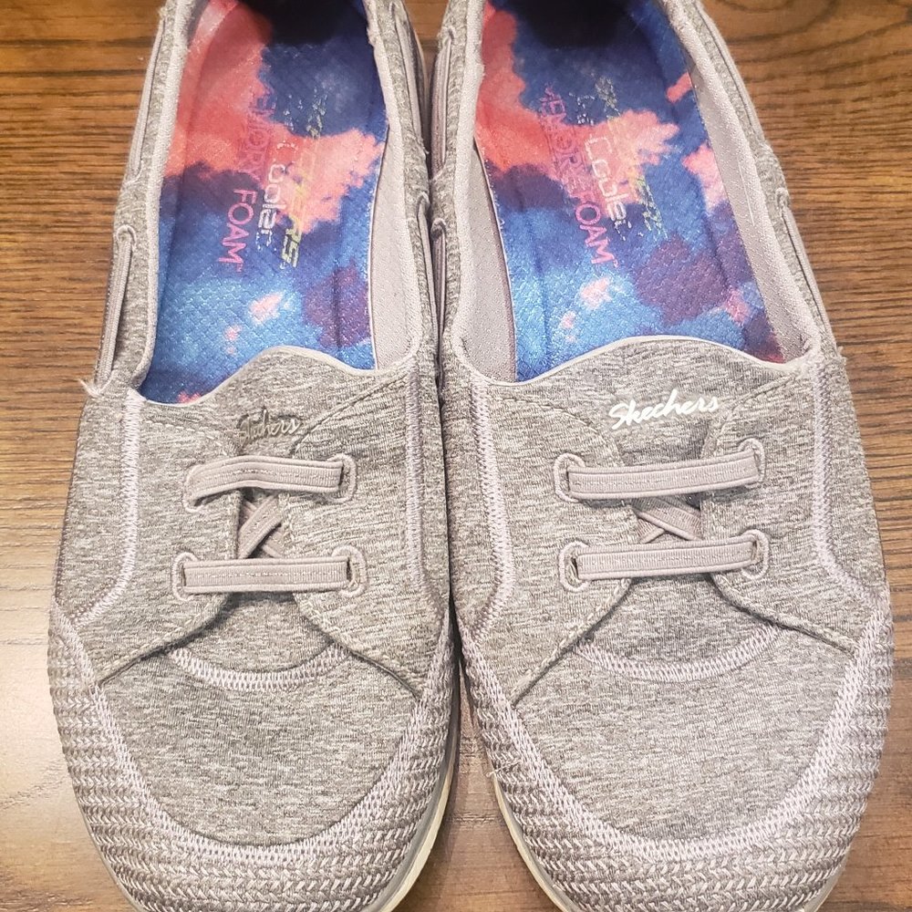 Skechers 9.5 slip on grey memory foam
